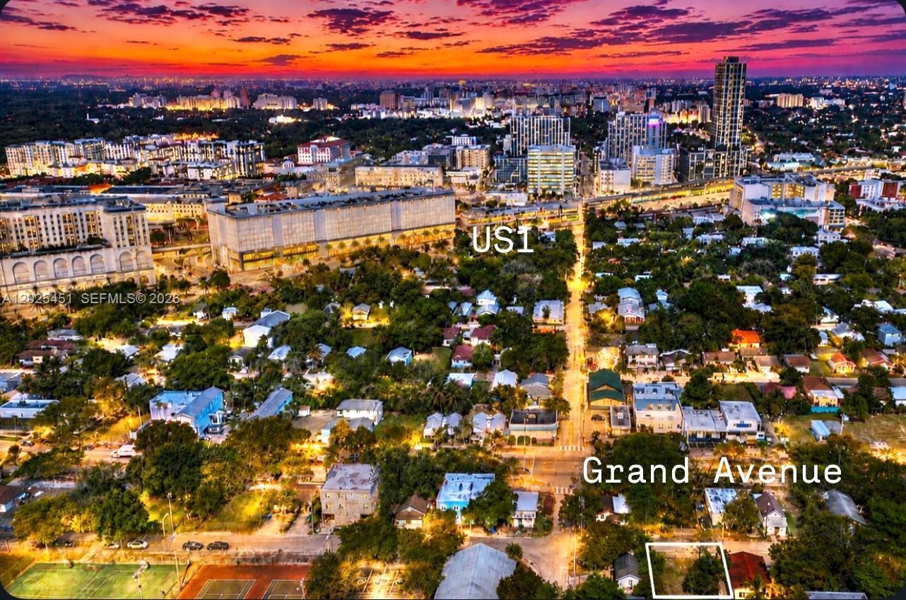 3828 Washington Ave Miami, FL 33133