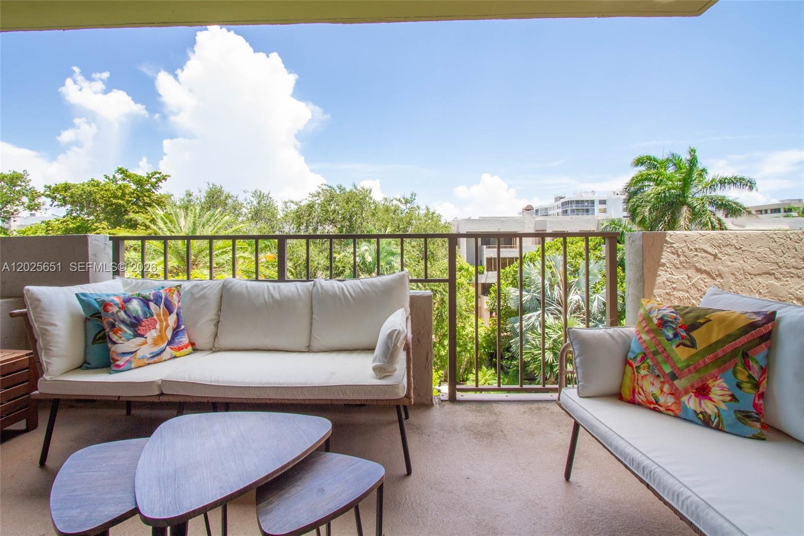 181 Crandon Blvd #405 Key Biscayne, FL 33149