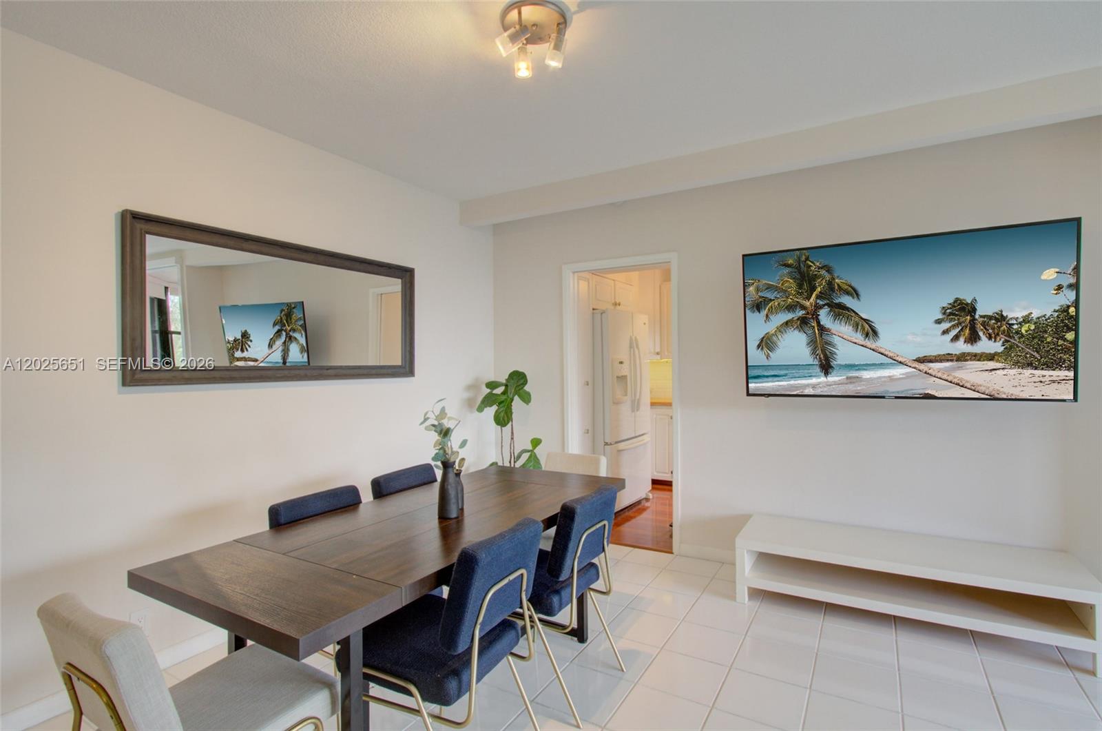 181 Crandon Blvd #405 Key Biscayne, FL 33149