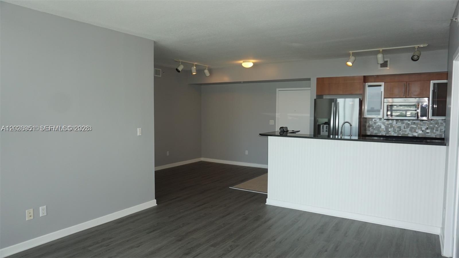 325 S Biscayne Blvd #2022