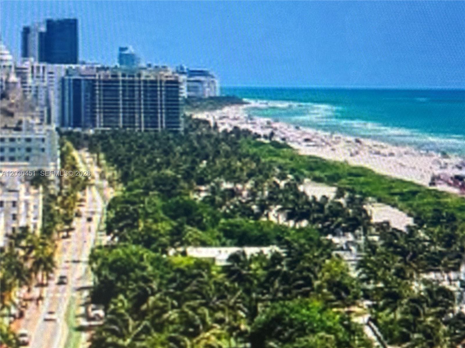 1390 Ocean Dr #302