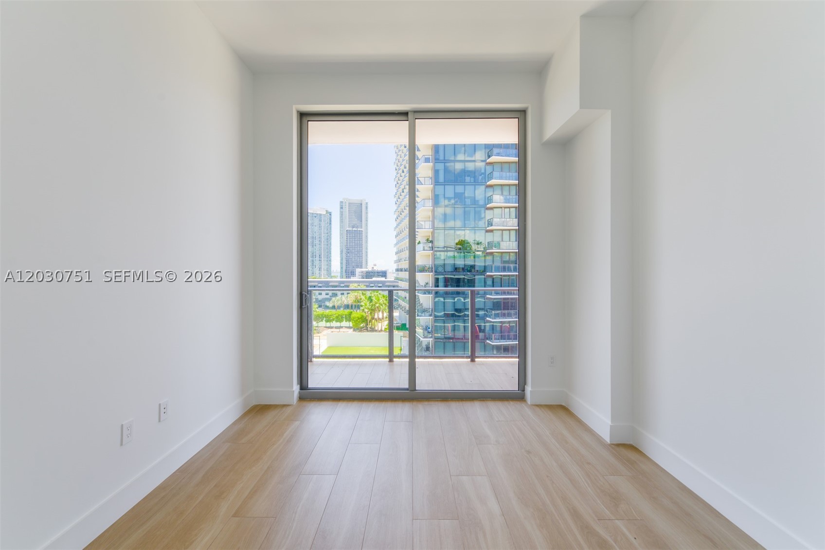 image The Standard Residences Midtown Miami12