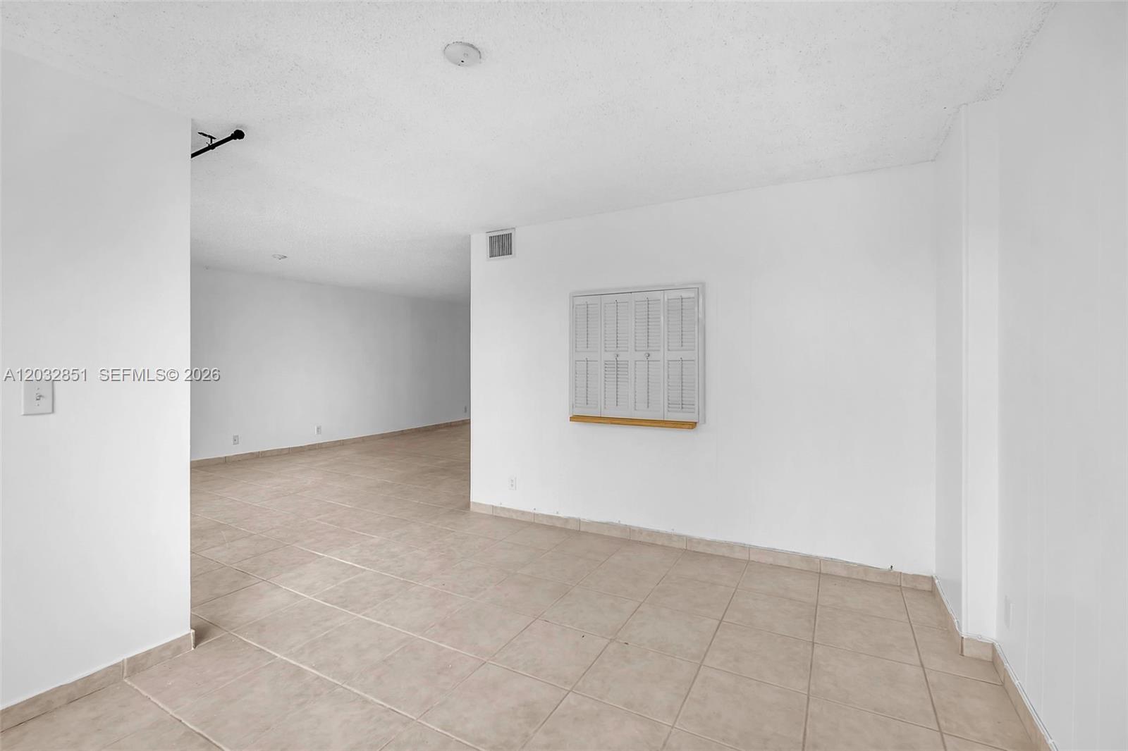 1000 Parkview Dr #229 Hallandale Beach, FL 33009