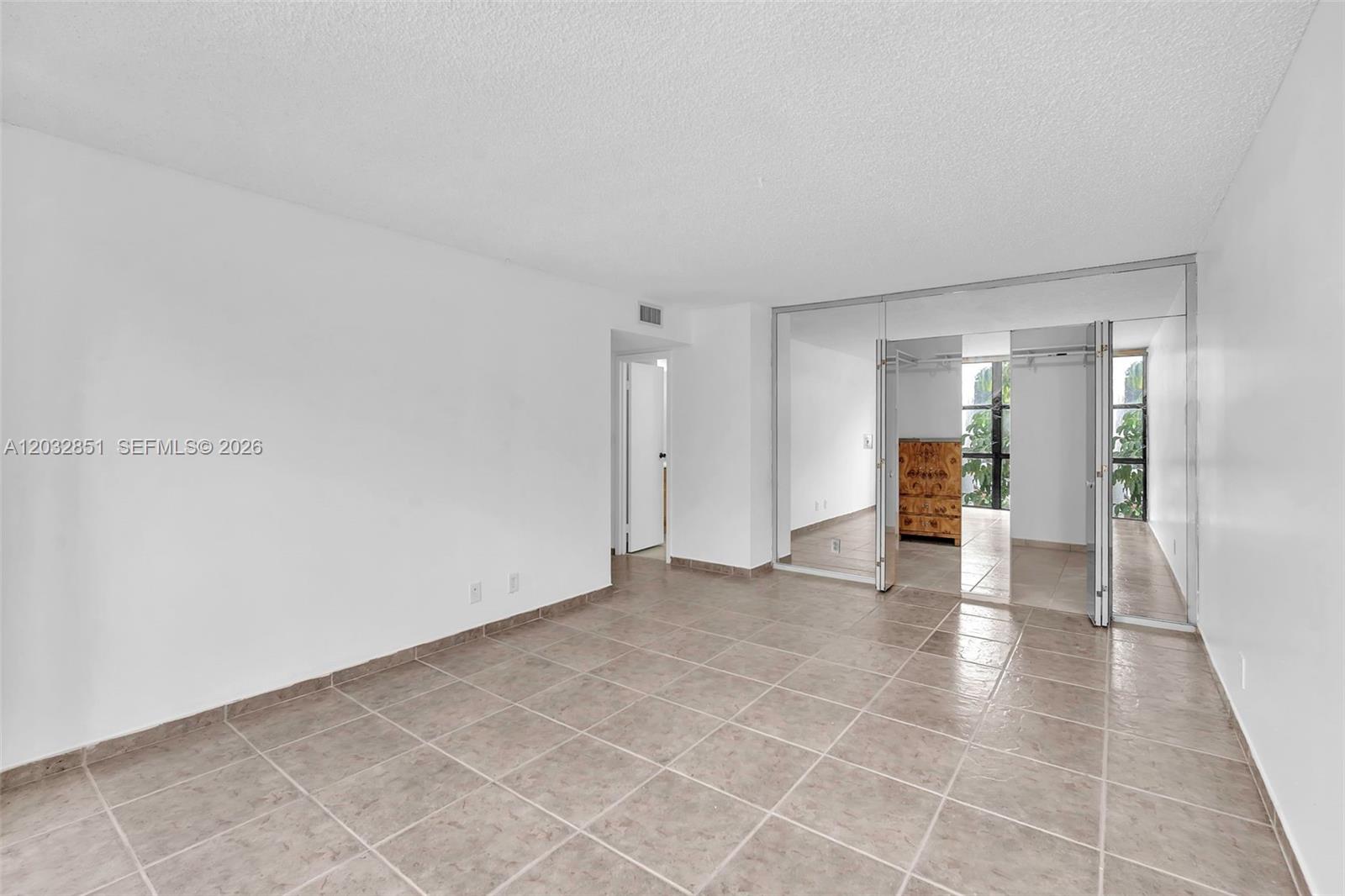 1000 Parkview Dr #229 Hallandale Beach, FL 33009