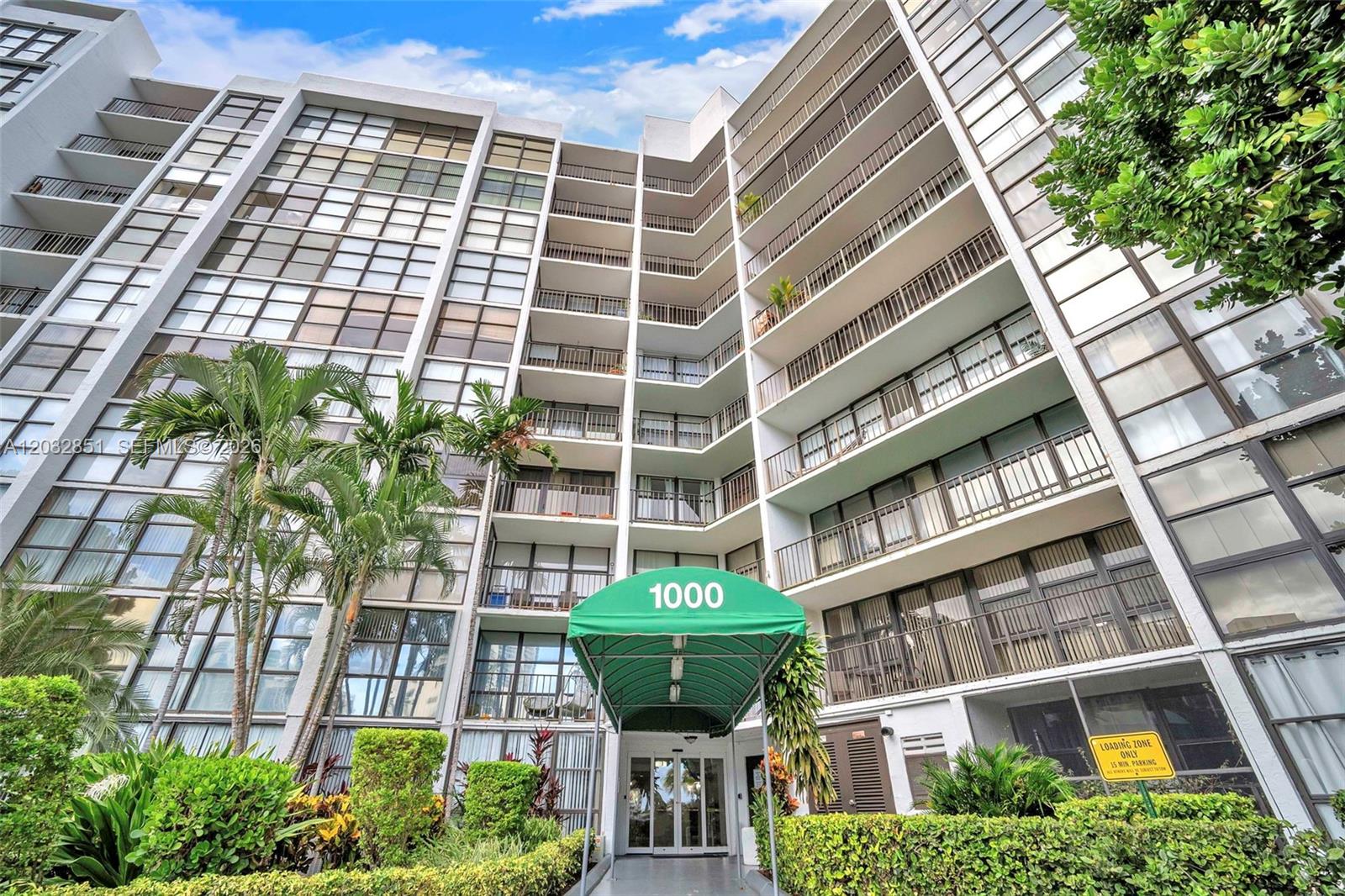 1000 Parkview Dr #229 Hallandale Beach, FL 33009