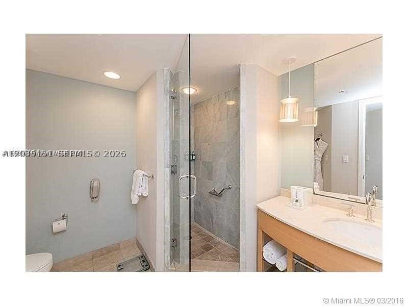 18683 Collins Ave #607 Sunny Isles Beach, FL 33160