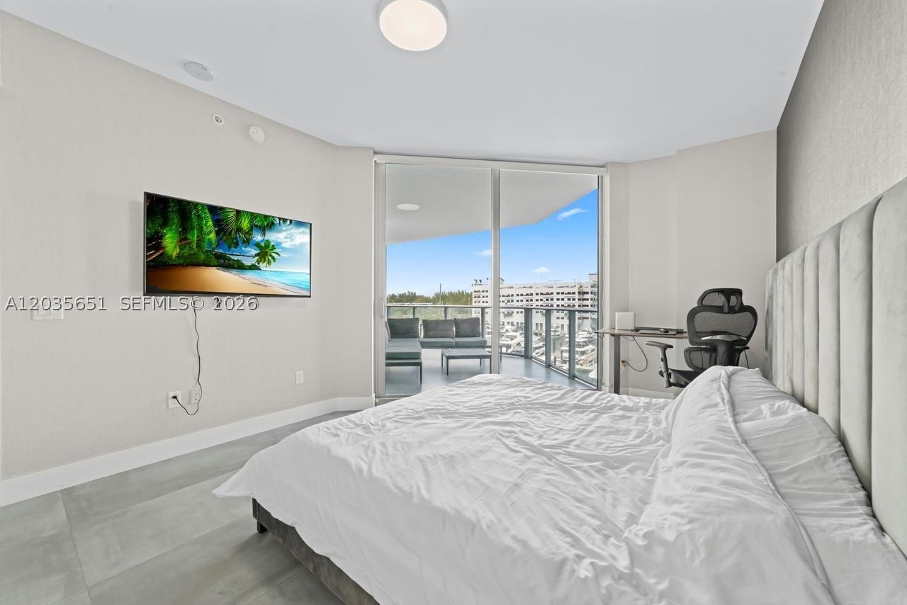 image Marina Palms Residences S16