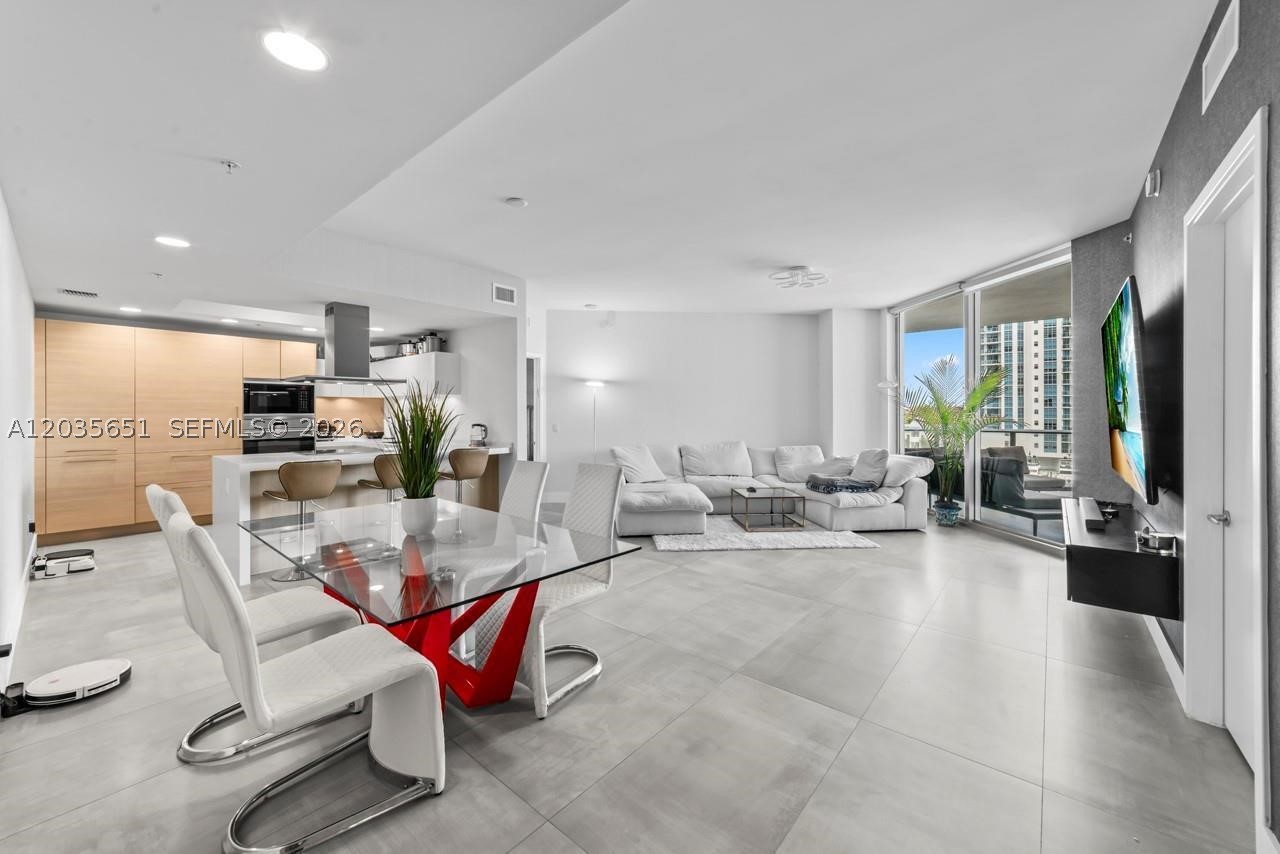 image Marina Palms Residences S1