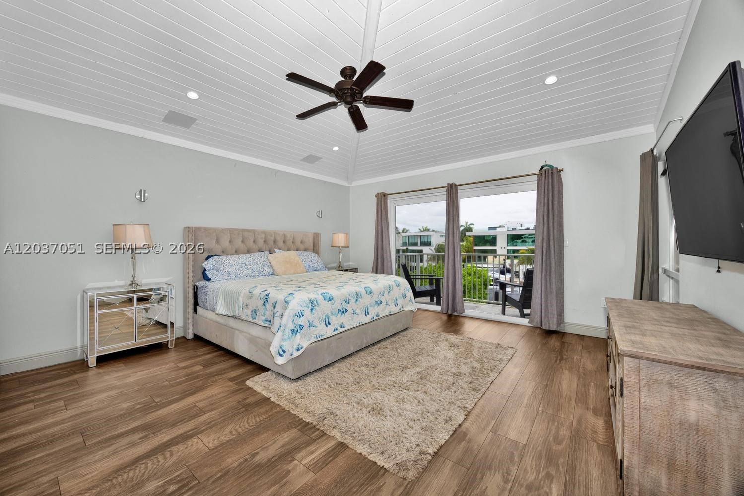 1076 NE Little Riv Dr Miami, FL 33138