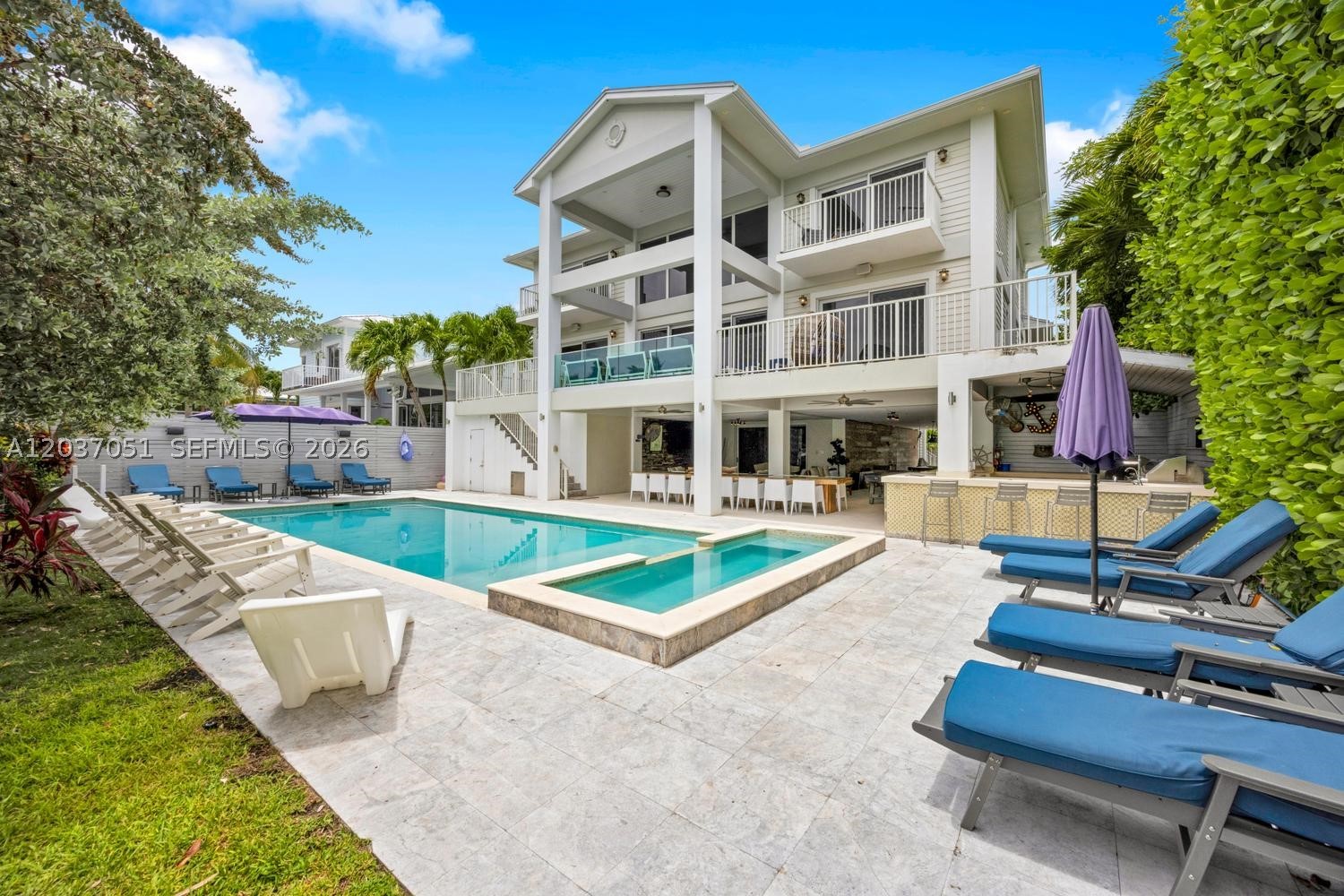1076 NE Little Riv Dr Miami, FL 33138