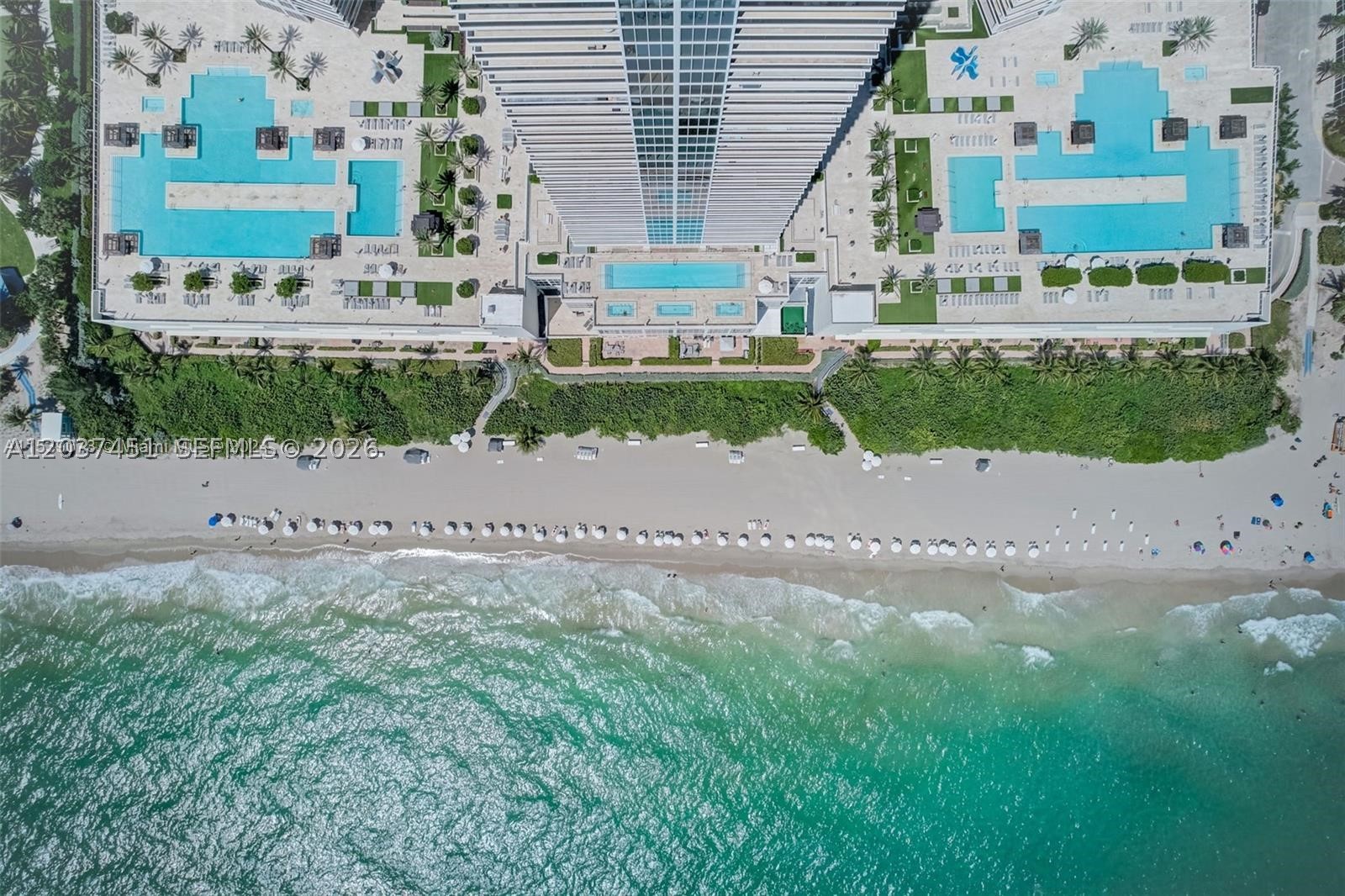 image Beach Club 223