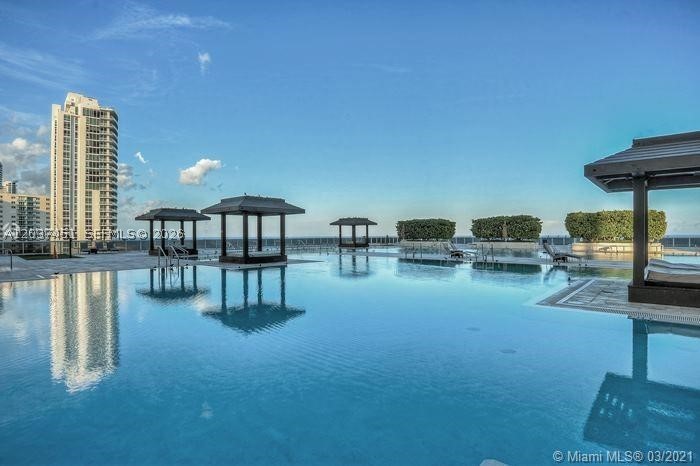 image Beach Club 230
