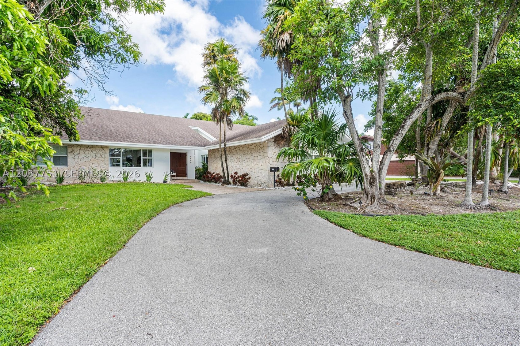 9444 SW 69th Ct
