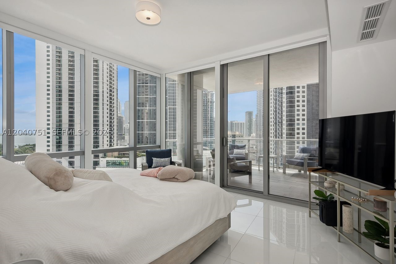 image Paramount Miami Worldcenter13
