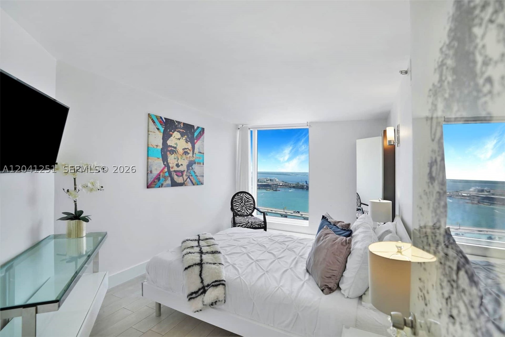 1717 N Bayshore Dr #D-3931 Miami, FL 33132