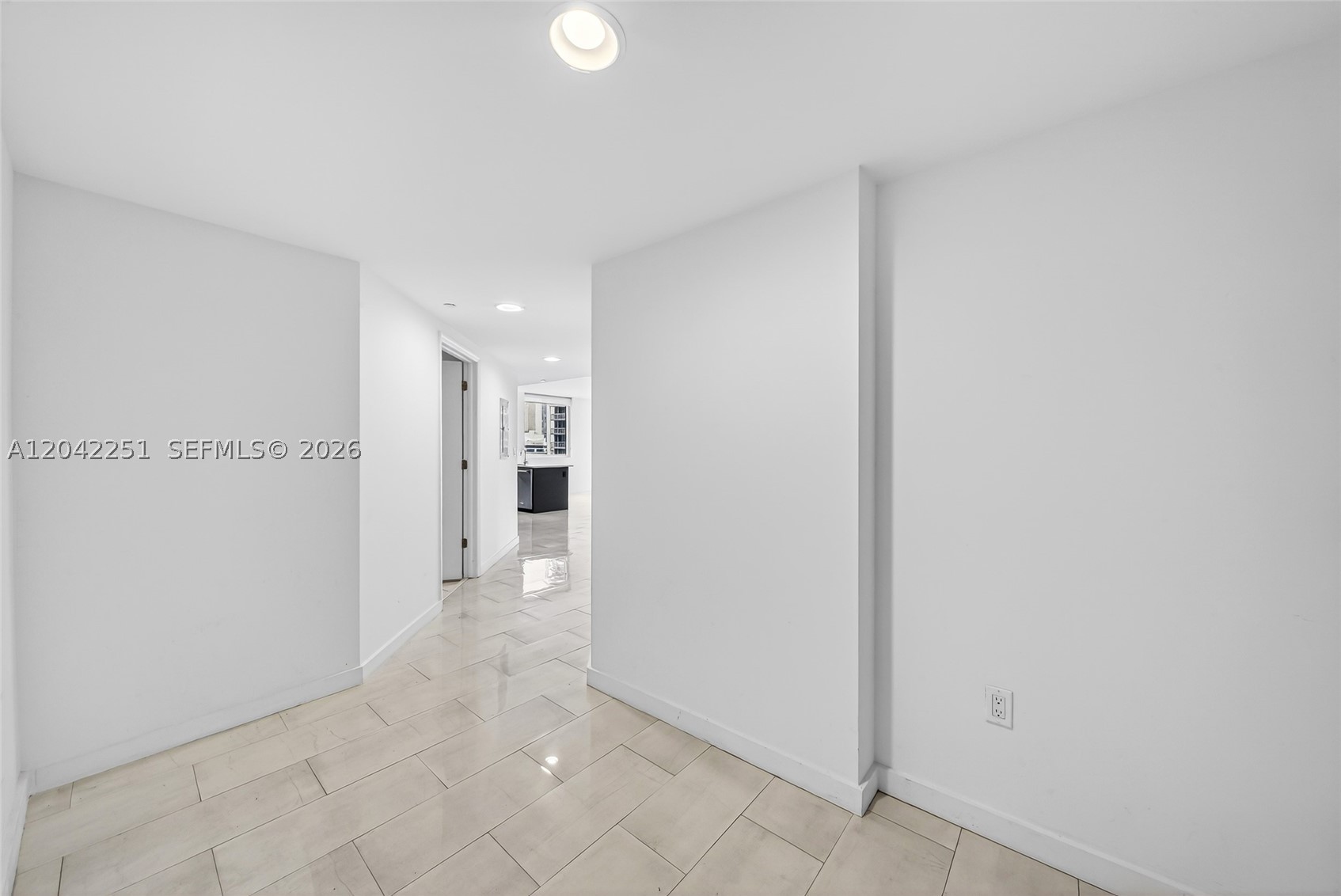 image 500 Brickell East15