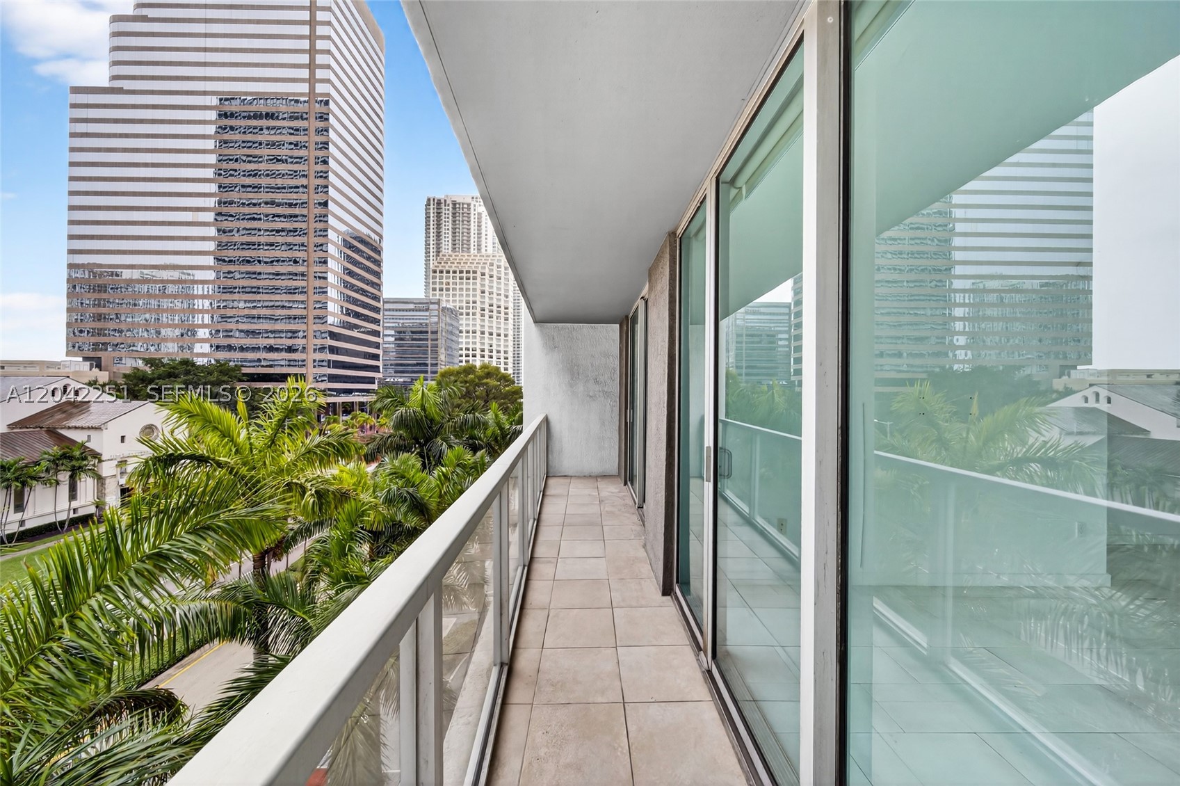 image 500 Brickell East23