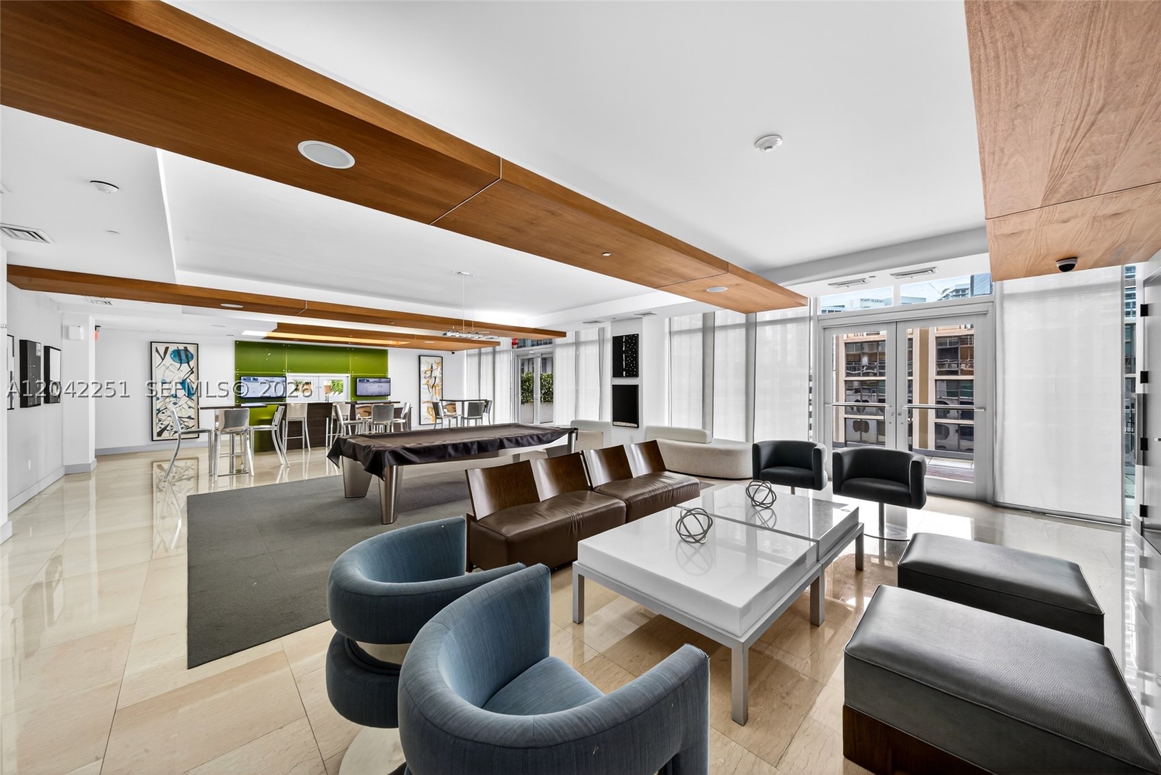 image 500 Brickell East33