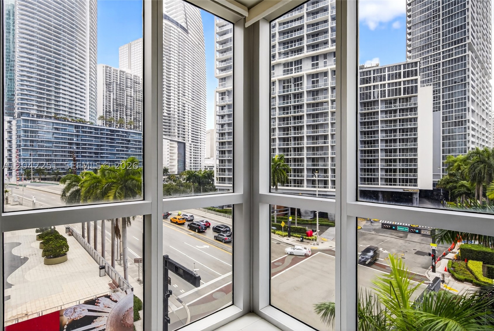 image 500 Brickell East3