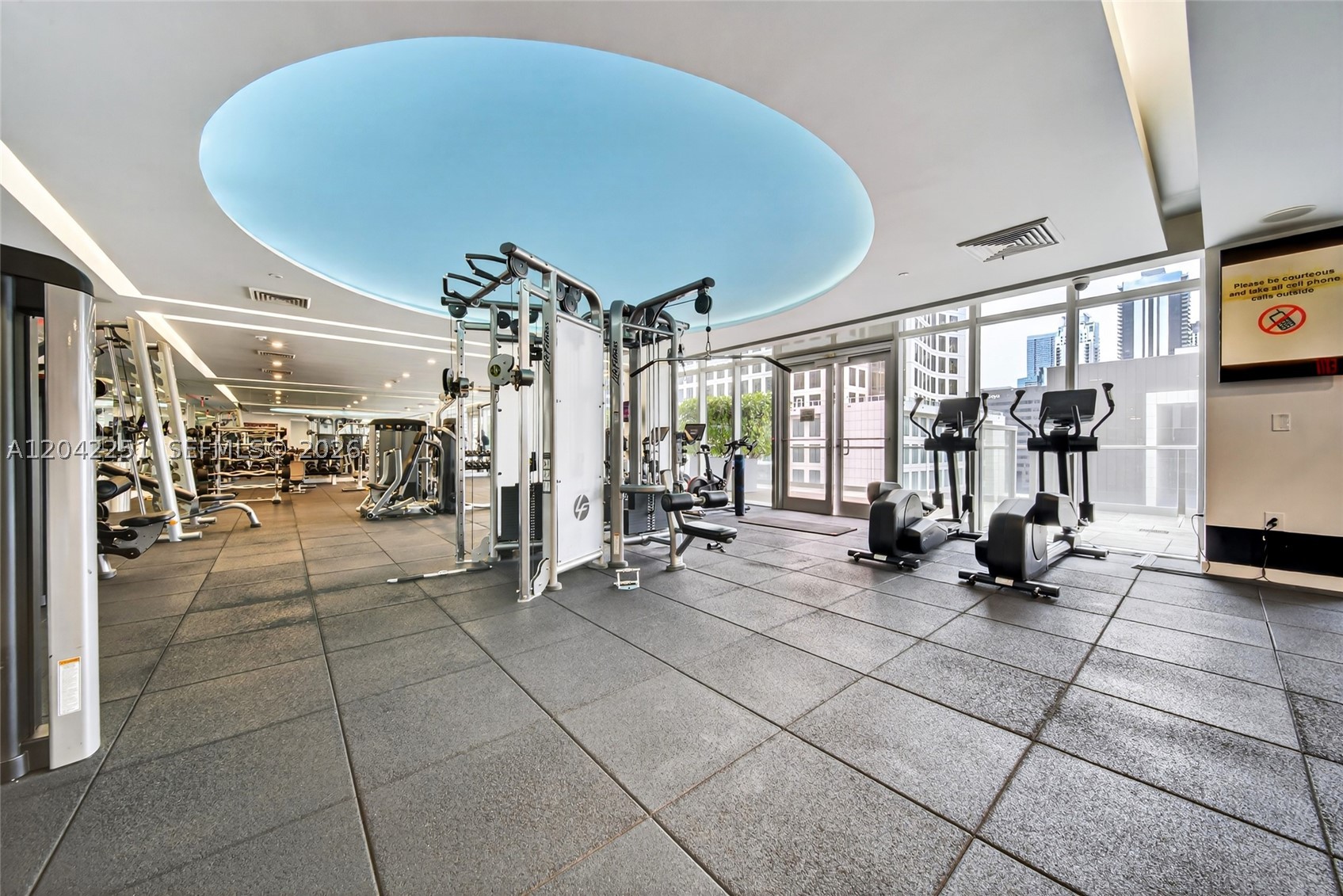 image 500 Brickell East39