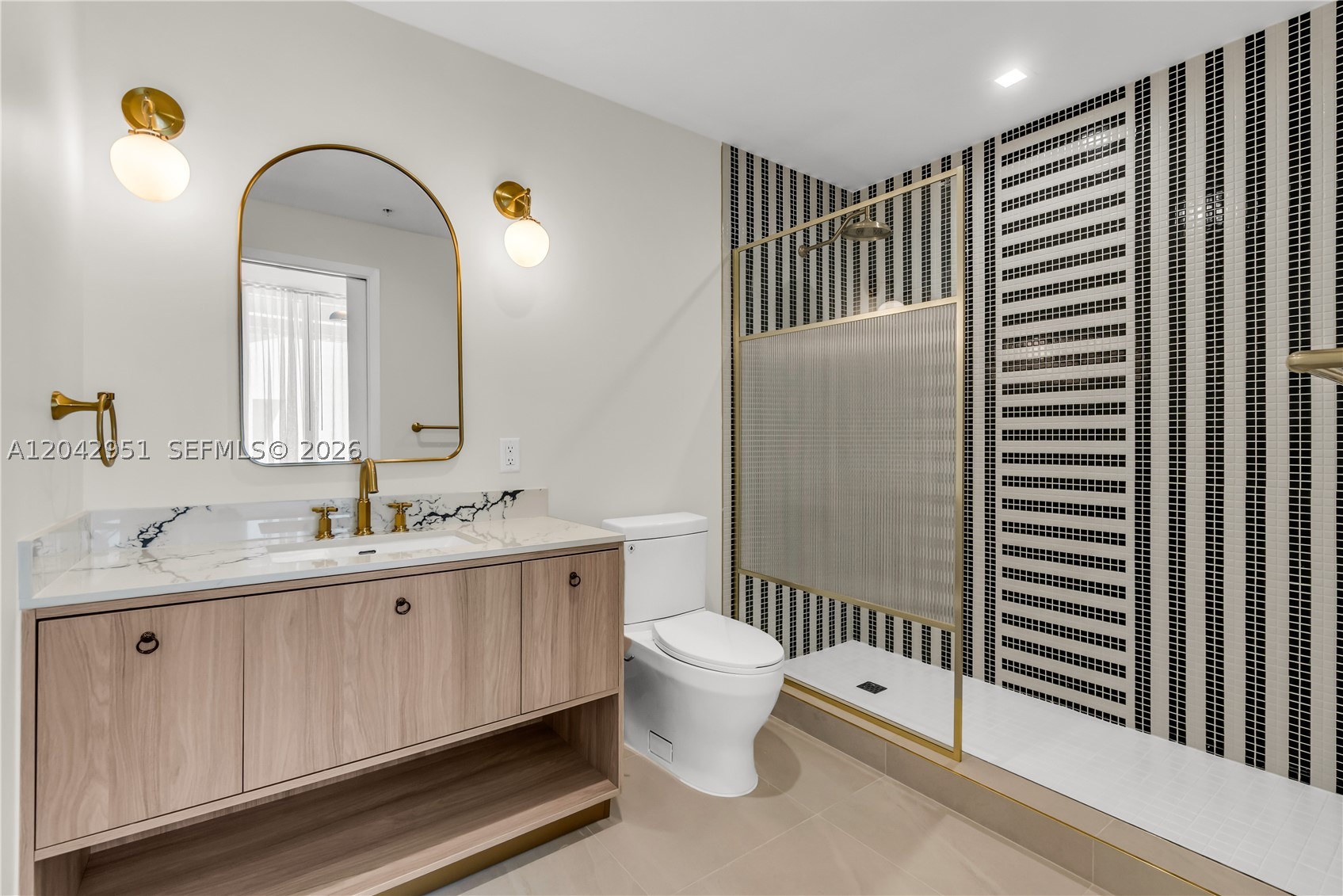 2700 NW 2nd Ave #337 Miami, FL 33127
