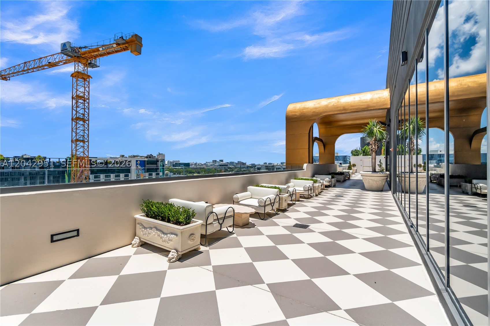 2700 NW 2nd Ave #337 Miami, FL 33127