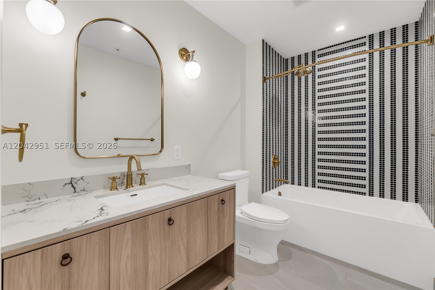 2700 NW 2nd Ave #337 Miami, FL 33127