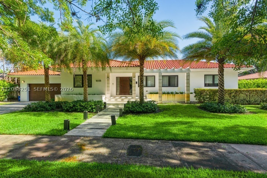 1035 Catalonia Ave