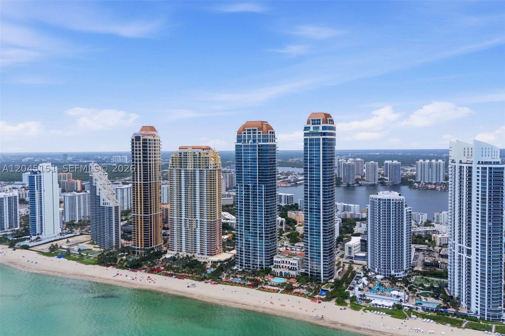17901 Collins Ave #3906