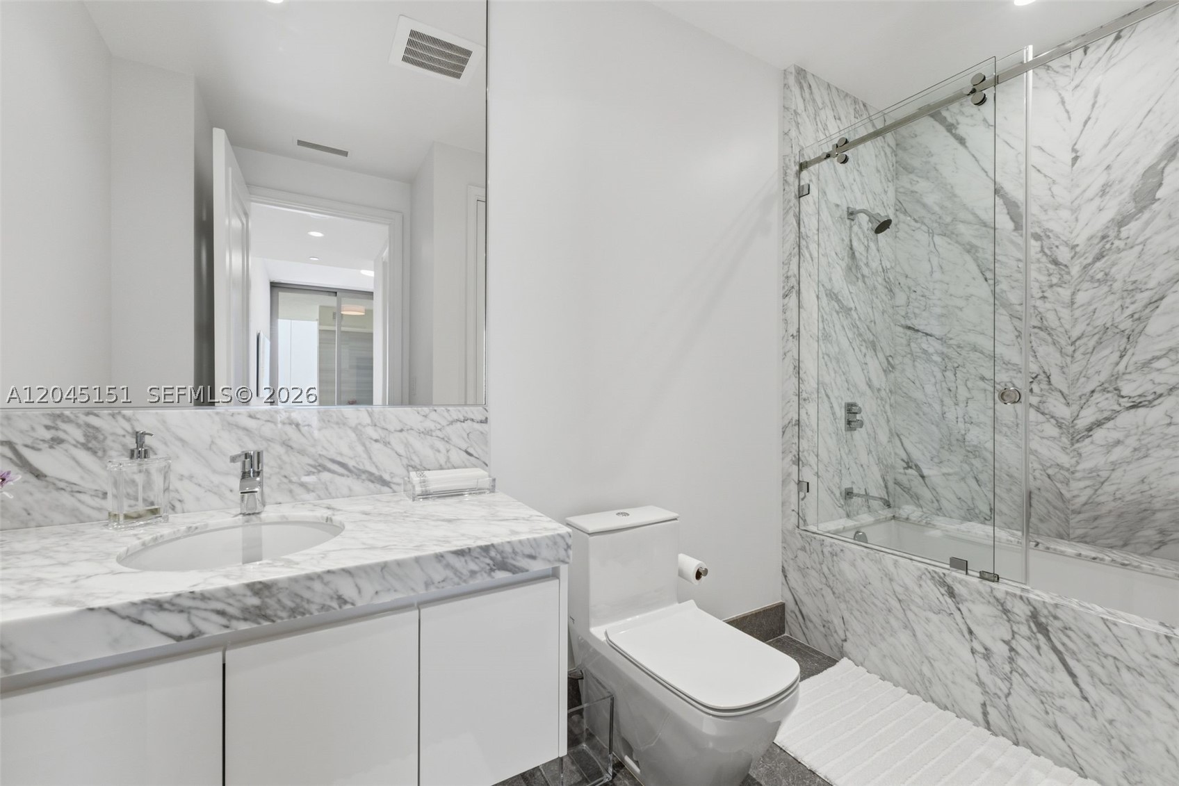 17901 Collins Ave #3906 Sunny Isles Beach, FL 33160