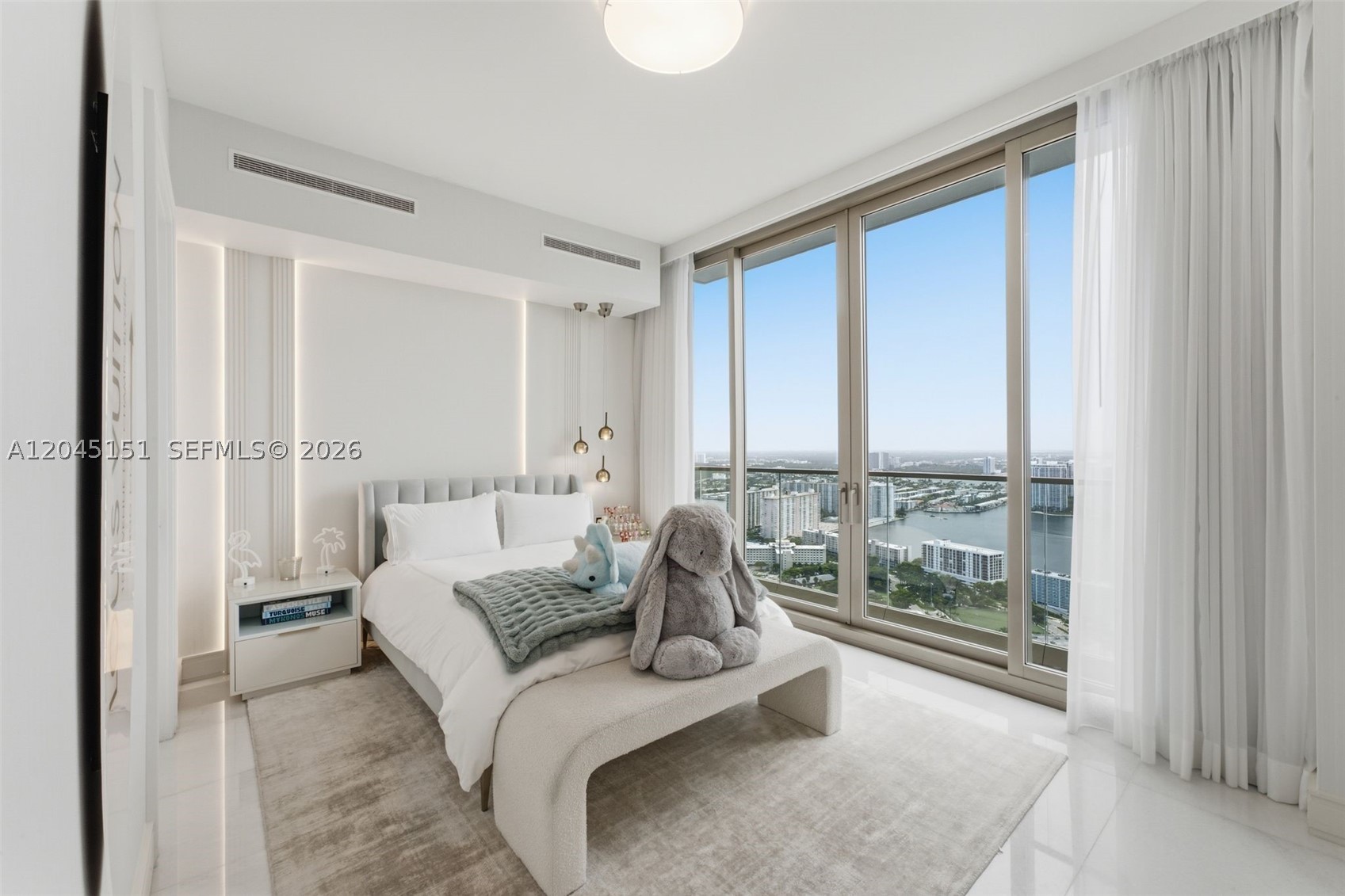 17901 Collins Ave #3906 Sunny Isles Beach, FL 33160