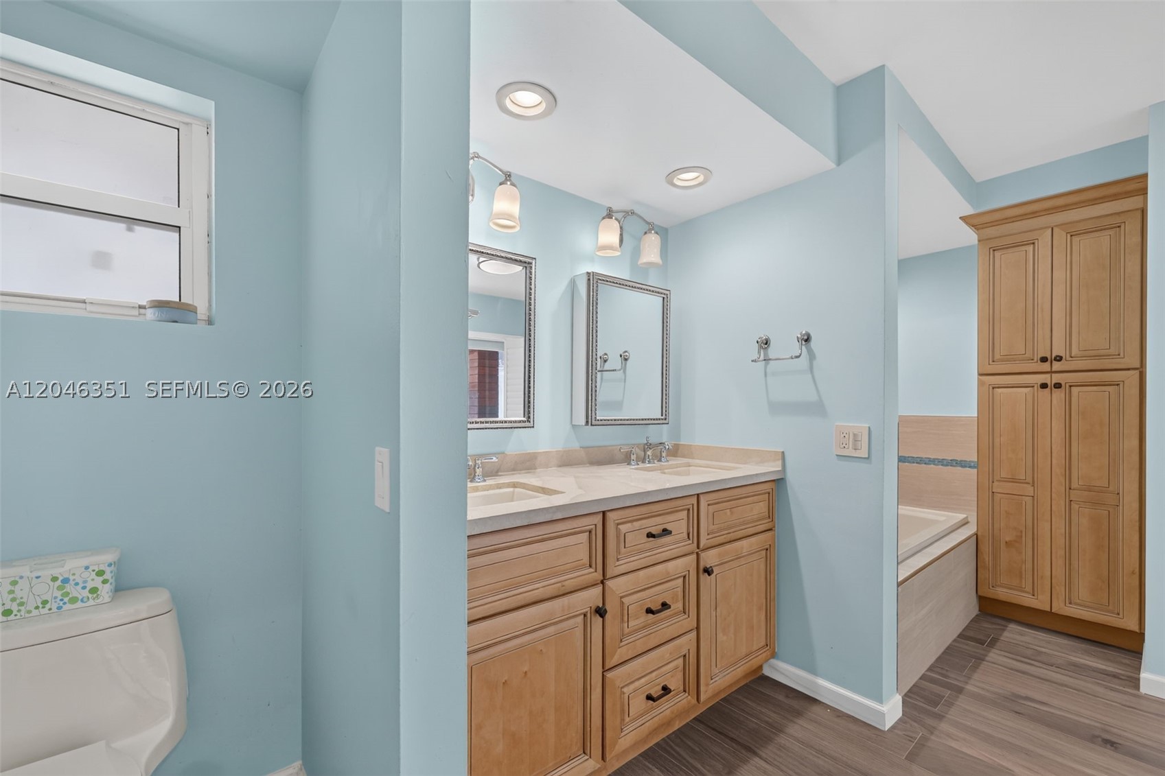 15200 SW 81st Ave Palmetto Bay, FL 33157