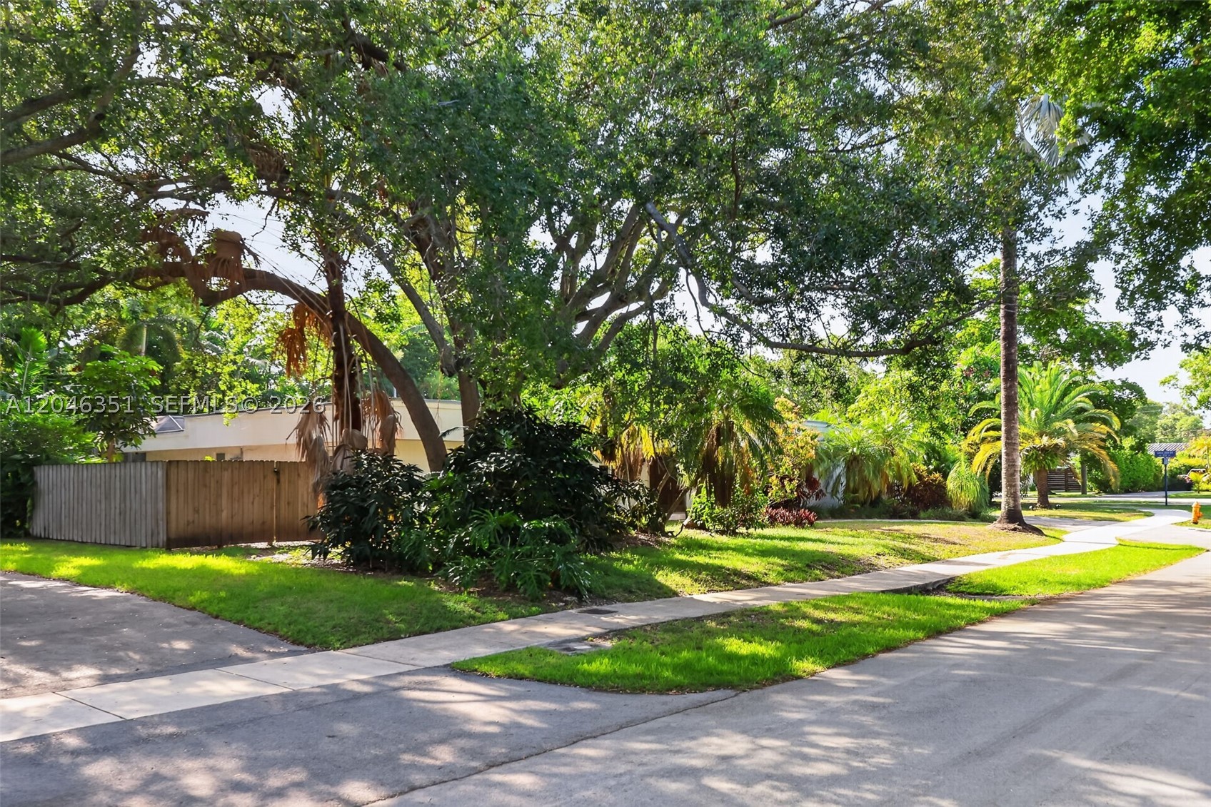 15200 SW 81st Ave Palmetto Bay, FL 33157
