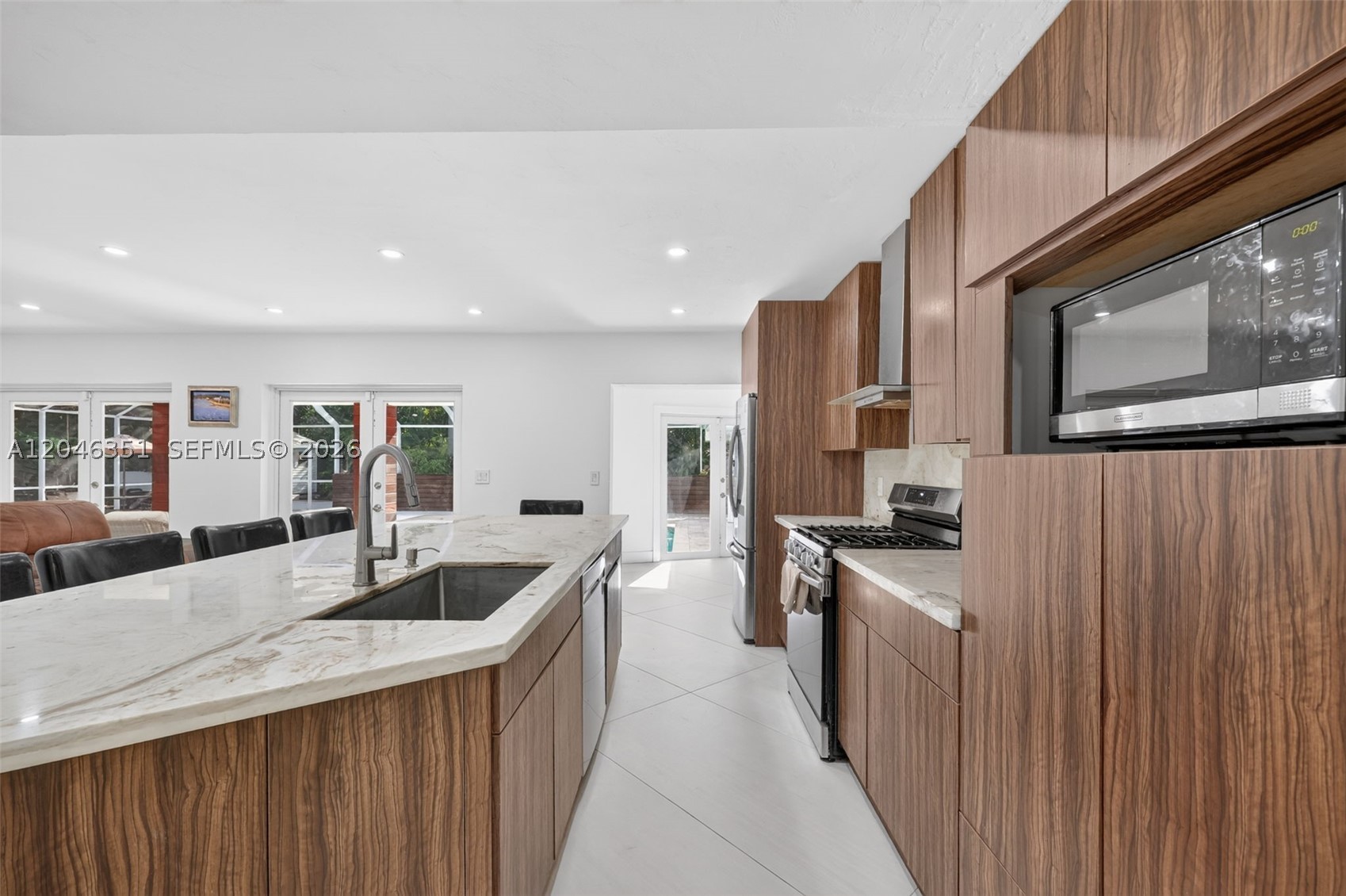 15200 SW 81st Ave Palmetto Bay, FL 33157