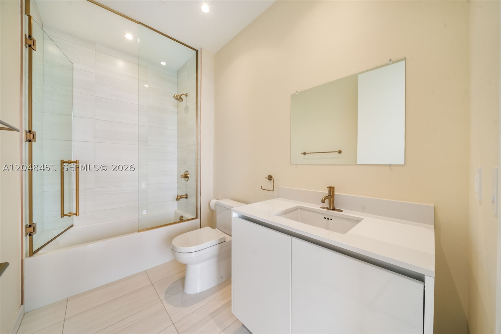 image Mr. C Residences | Bayshore18