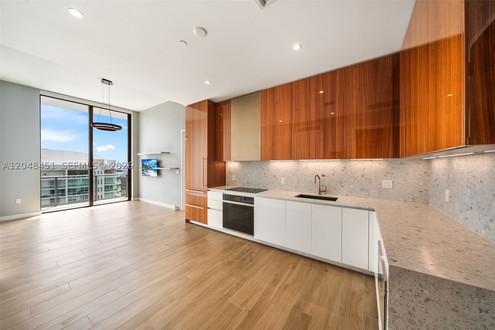 image Mr. C Residences | Bayshore2
