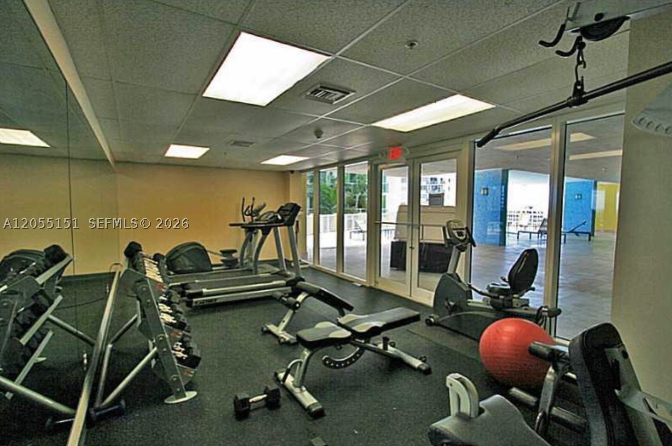 170 SE 14th St #1402 Miami, FL 33131