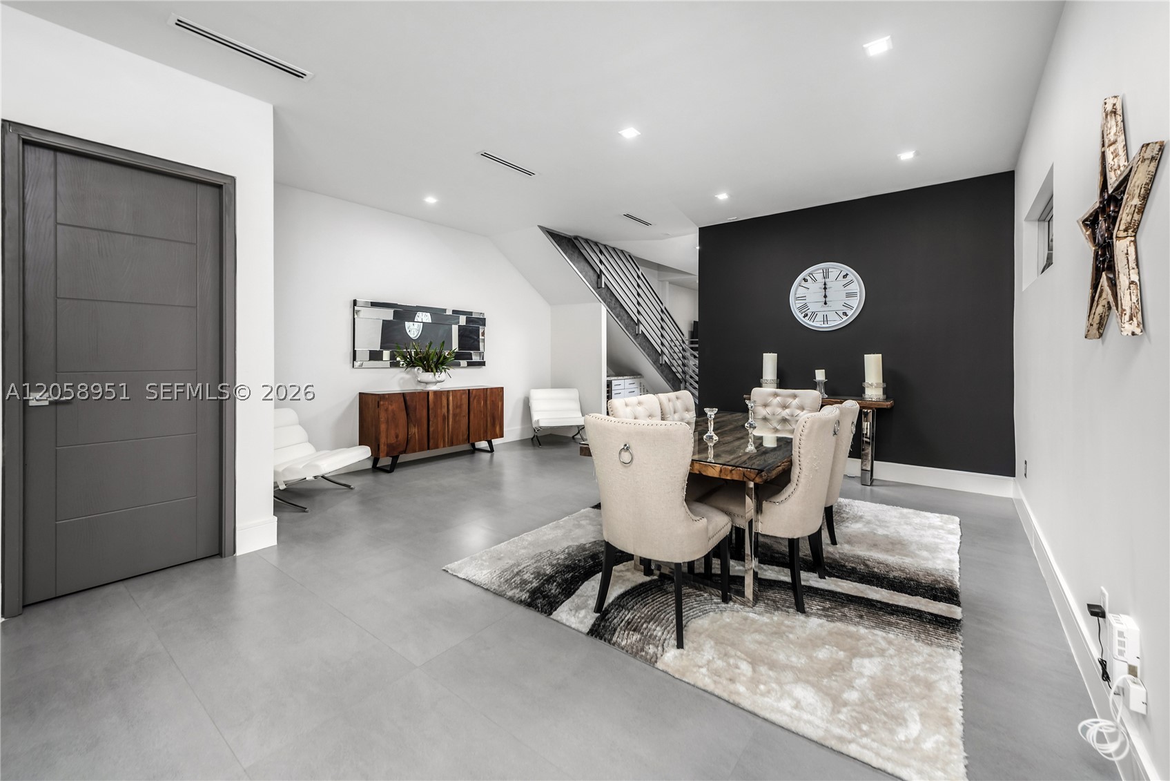 3067 Carter St Miami, FL 33133