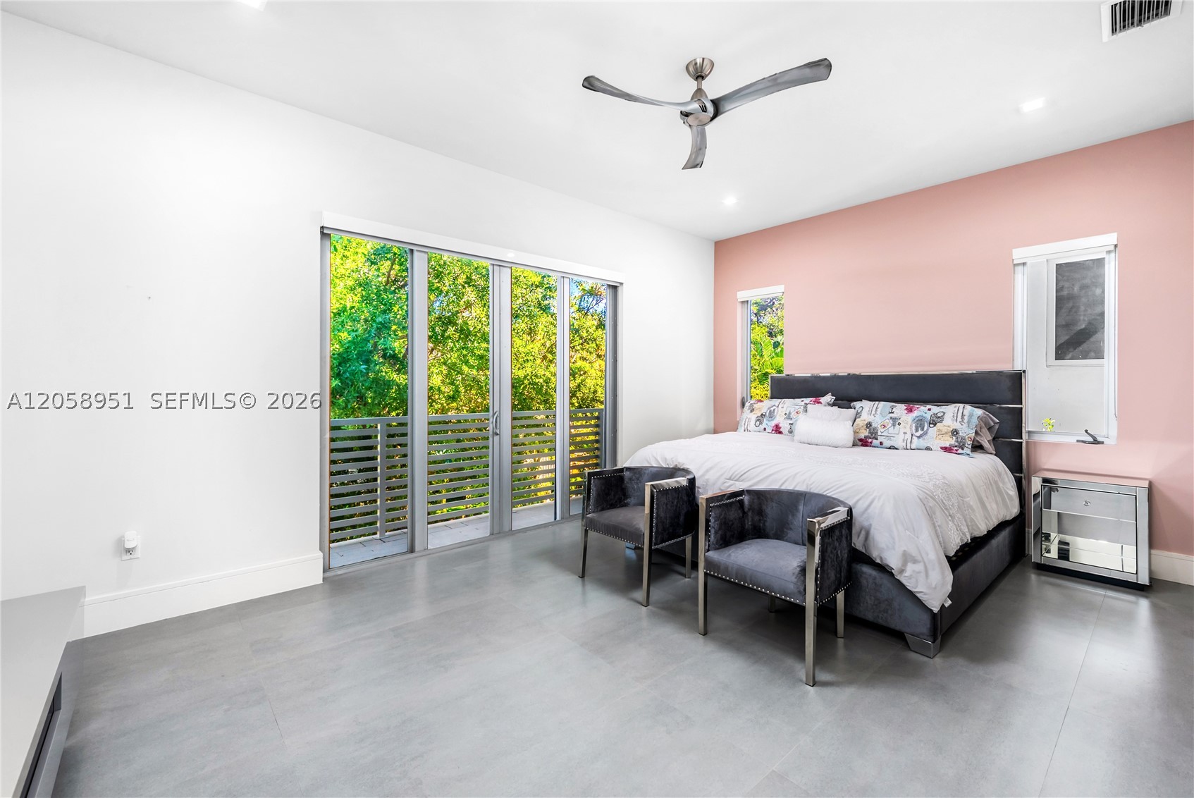 3067 Carter St Miami, FL 33133