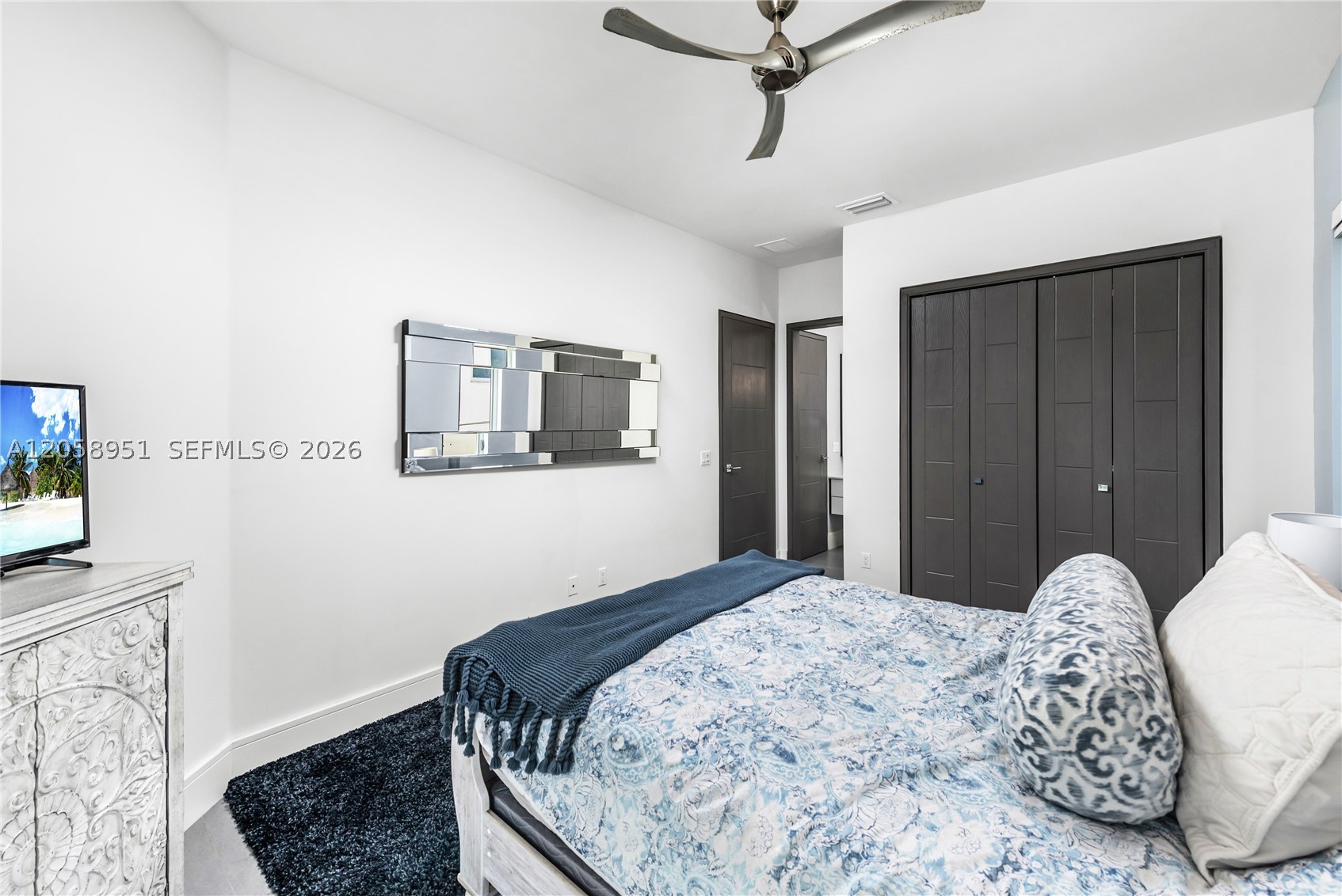 3067 Carter St Miami, FL 33133