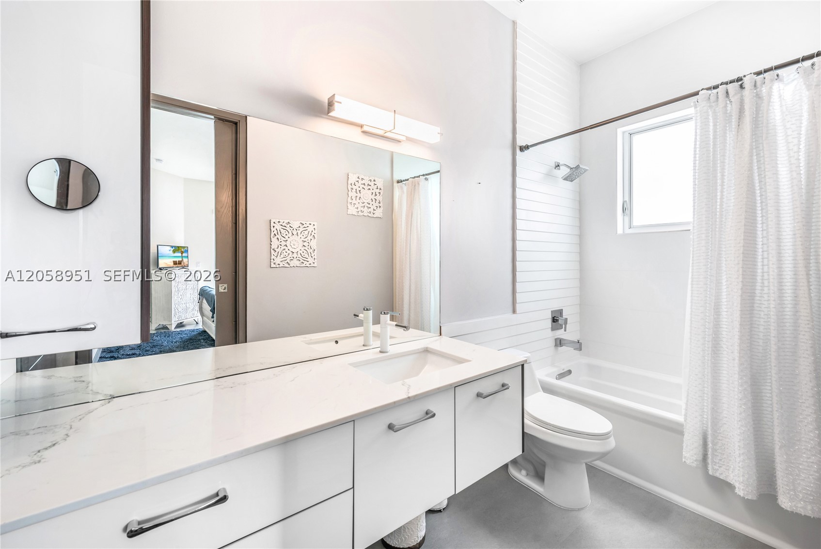 3067 Carter St Miami, FL 33133