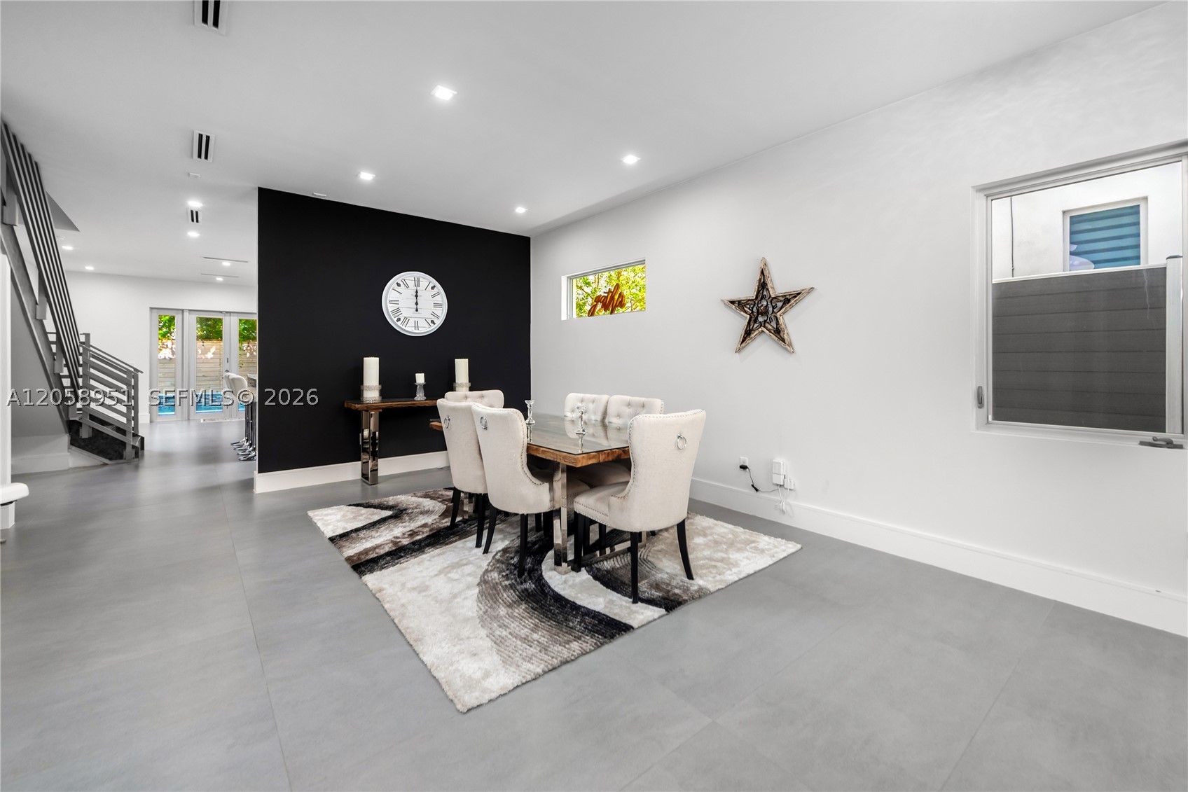 3067 Carter St Miami, FL 33133