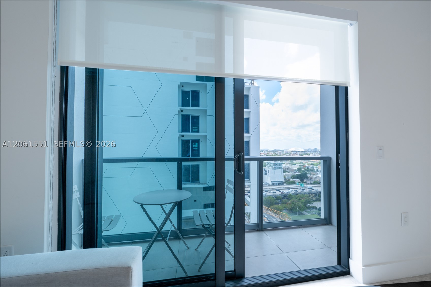 image Smart Brickell I30