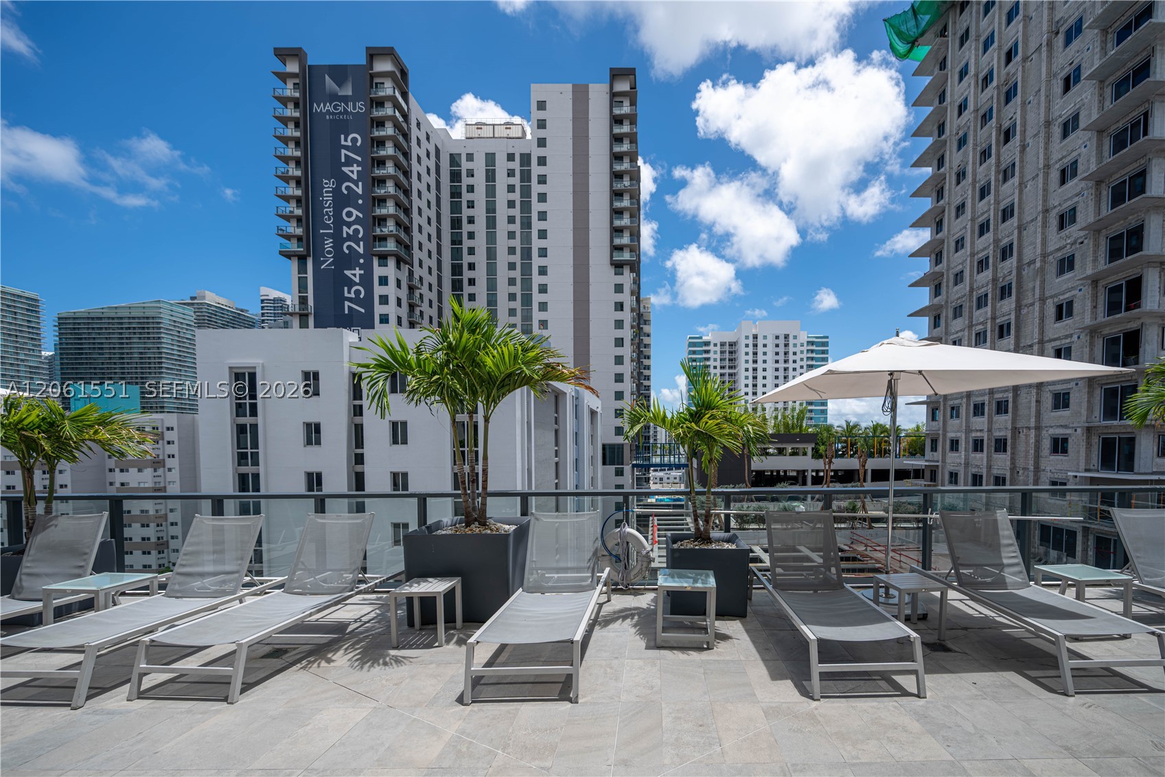 image Smart Brickell I50