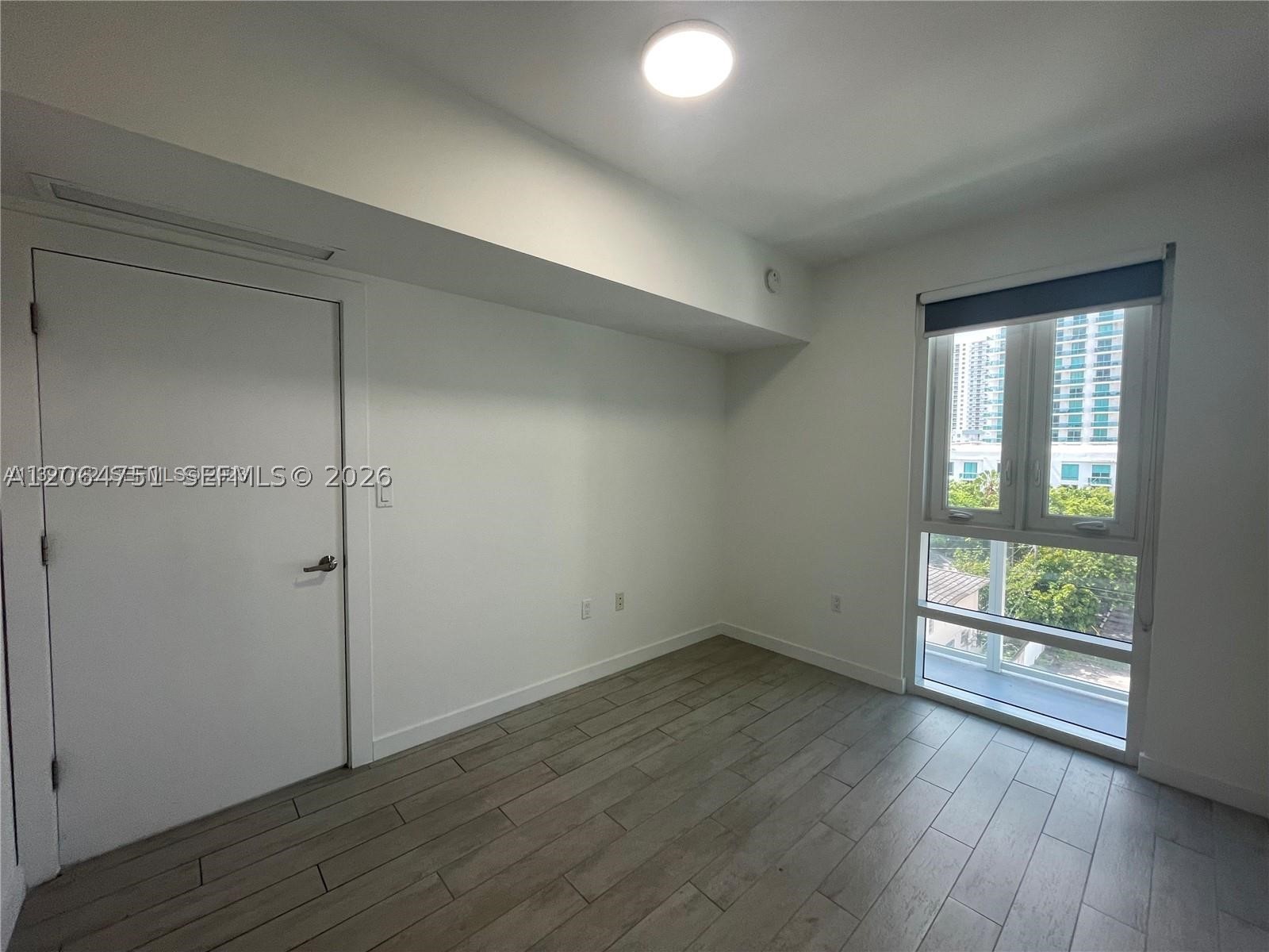 image 26 Edgewater12
