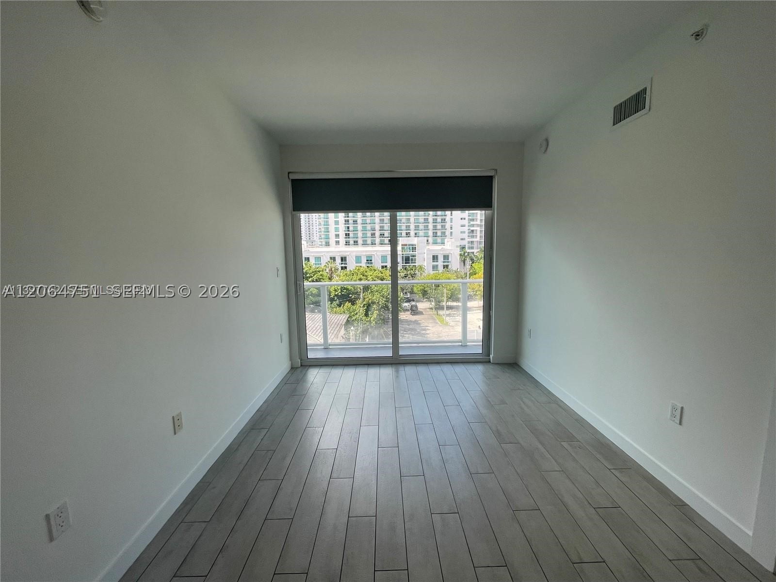image 26 Edgewater14