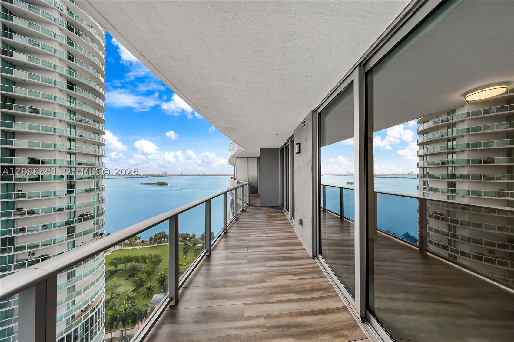 image Aria on the Bay10