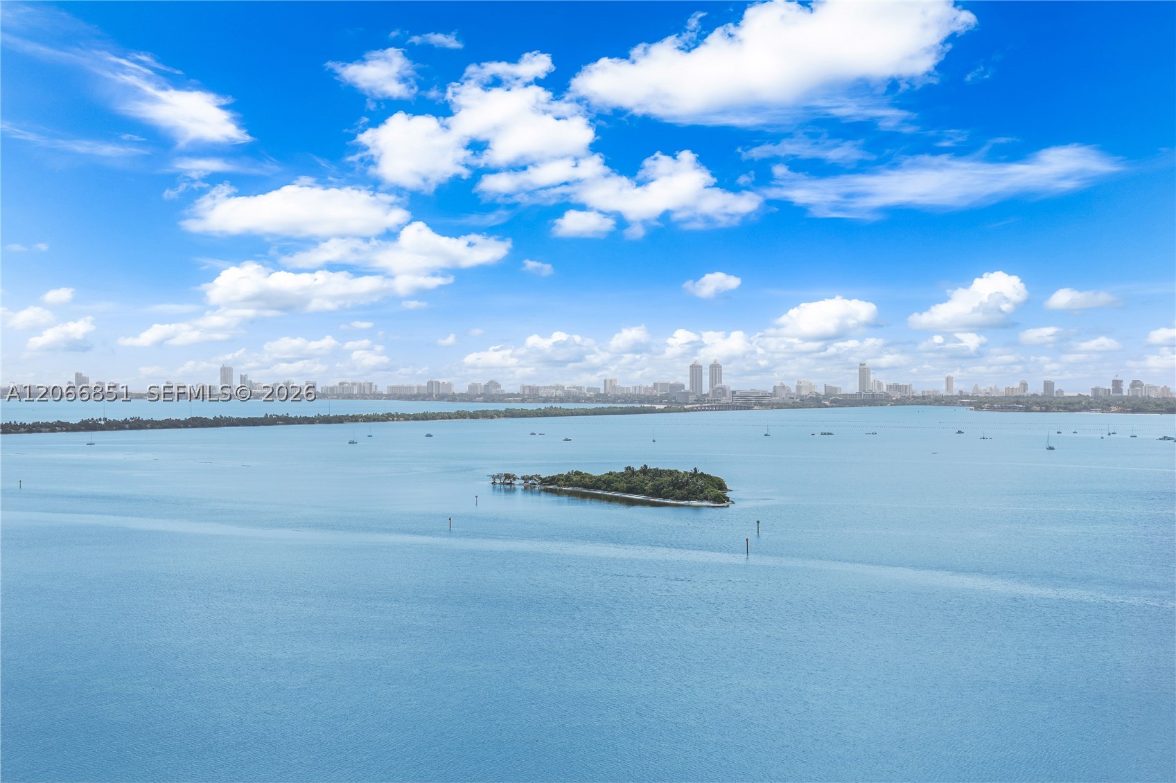 image Aria on the Bay11