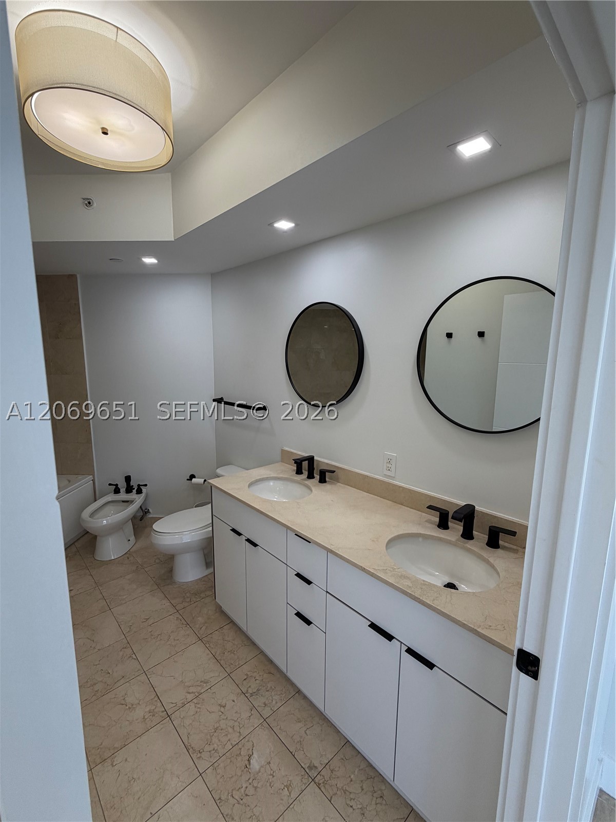 image Akoya22