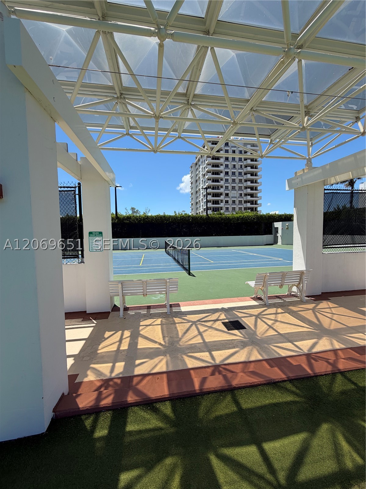 image Akoya36